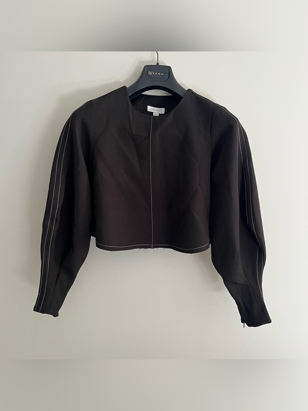 Topshop Boxy Cropped Top with Contrast Stitching - Black Size XS
